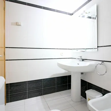 Centrico En Roses, A 20m De La Playa, Con Parking Y Terraza - Es-228-89 Apartment